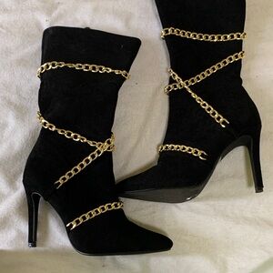 Black Suede High-Heel Chain Wrap Boots size 7